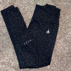 Only worn once Ryder wear leggings